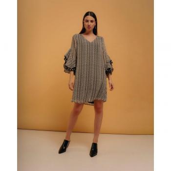 Vestido Corto Silueta en A Cuello Pico Manga 3/4 Estampado Líneas