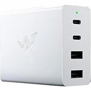 Cargador Razer USB-C 130W GaN Blanco con 2x USB-C y 2x USB-A para dispositivos móviles