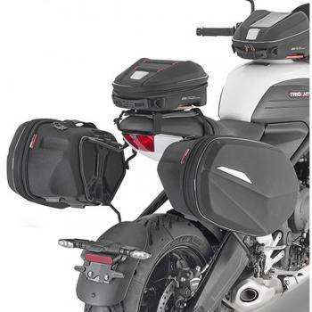 Soporte Alforjas Easylock para Triumph Trident 660 (2021) GIVI TE6419 con espaciadores