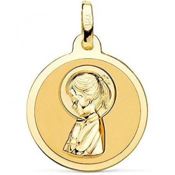 Medalla oro 18k Virgen Niña 18mm. rezando relieve fondo liso redonda - Personalizable - GRABACIÓN INCLUIDA