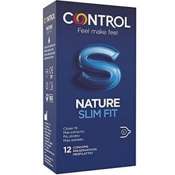 Control Preservativos Nature Slim Fit Caja de 12 Condones, Talla Más Ajustada, Lubricados, Gama Placer Natural, Sexo Seguro, Disfruta de unos Preservativos con Ajuste Perfecto para una Relación Segura