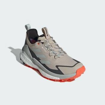 Zapatillas de senderismo Adidas Terrex Free Hiker 2 Low Gore-Tex para mujer en color beige