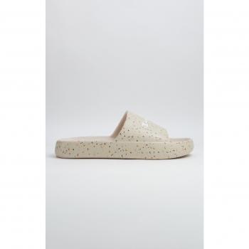 Chanclas Beige Soft Slipper Champion - Elegancia y Comodidad para tus Pies