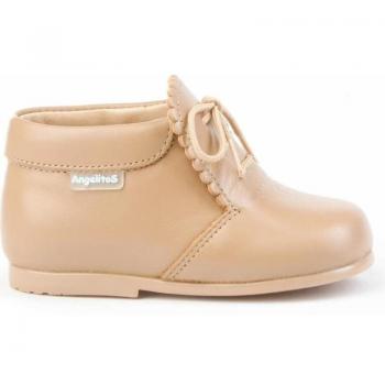 Botas de Niña y Niño Angelitos 422 Camel, color marrón, diseño cómodo y resistente, suela antideslizante, material de alta calidad, cierre fácil con velcro
