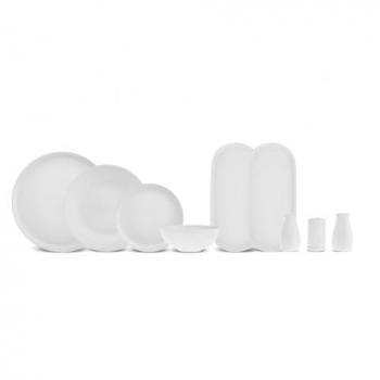 Juego de vajilla Karaca Streamline Favaro 53 piezas para 12 personas en Bone China con detalles en platino