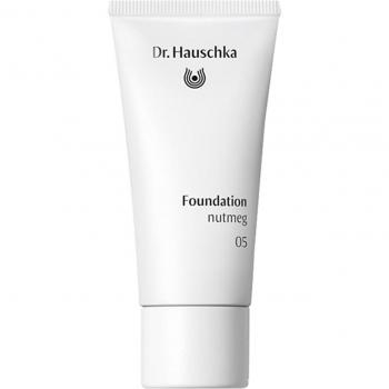 Dr. Hauschka Foundation 05 Nutmeg