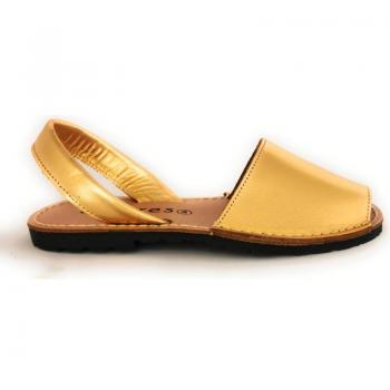 Sandalias de Niña Colores 201 Oro con diseño dorado, cómodas y ligeras, suela antideslizante, ajuste seguro y estilo moderno