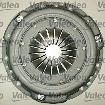 Kit de embrague VALEO 821357 con disco de embrague, plato de presión y rodamiento de liberación, diseñado para proporcionar un rendimiento óptimo en vehículos compatibles