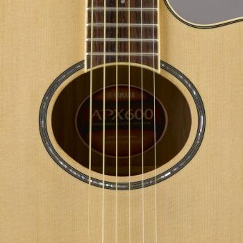 Yamaha APX600 Natural Electro-Acoustic Cutaway Guitar