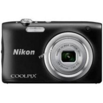 Nikon - Kit Cámara Digital Coolpix A100 + Estuche + Selphie Sctick, Negro