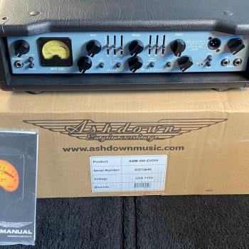 Ashdown ABM-300 EVO IV 300-Watt Bass Amplifier Head