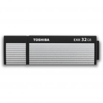 Toshiba THNV32OSUSIL(8 - Memoria USB 3.0 de 32 GB, color plata