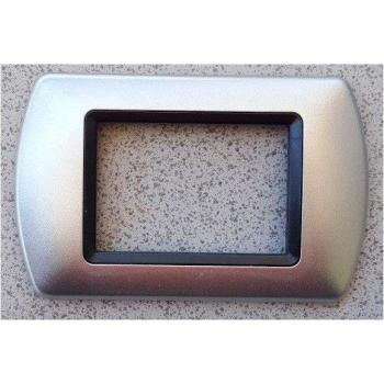 Placas ABS Compatibles para Serie Living International - Color Plata - 4 Foros