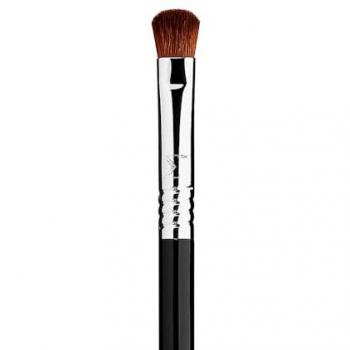 Brocha Para Sombras De Ojos Sigma Beauty E54 - Medium Sweeper™ 1 Ud