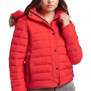 Cazadora Acolchada Corta con Capucha de Falsa Piel para Mujer Superdry Roja