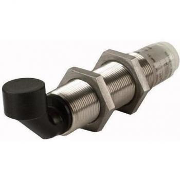 Eaton E57RBL18T110SD Sensor Inductivo Serie E57 Premium Plus, Enrasable, 3 Hilos, M18 x 1 mm Acodado, 5 mm Distancia de Detección, NPN, 1 N/C, Conector M12, Acero Inoxidable