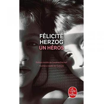 Libro de bolsillo Un héroe de Félicité Herzog