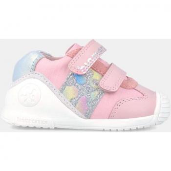 Zapatillas de bebé niña Biomecanics tipo running bajas color rosa cuarzo con franja en plata