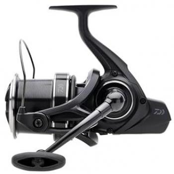 Carrete de Carpfishing Daiwa Emblem Carp 2023 35 SCW QD Big Pit