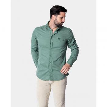 Camisa Spagnolo de gabardina verde con corte slim y cuello cutaway, ideal para un look elegante y moderno.