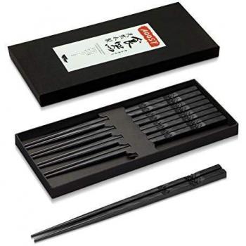 AOOSY 5 pares de palillos de aleación, estilo japonés hermoso patrón antideslizante palillos negros palillos resistentes a altas temperaturas con caja de regalo para el hogar