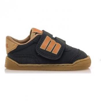 Zapatillas deportivas para bebés Mustang 48934, color azul marino con detalles en beige, piso suave, cierre adherente tipo velcro, fácil de poner y quitar, cómodas