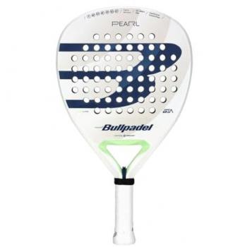 Pala de pádel Bullpadel Bea Gonzalez Pearl 2024, diseñada para mujeres, con un balance equilibrado, núcleo de goma EVA y superficie de fibra de vidrio, ideal para jugadores intermedios y avanzados que buscan potencia y control