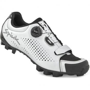 Zapatillas de ciclismo de hombre Spiuk Mondie MTB características: diseño específico para montaña, suela rígida para mejor transmisión de energía, ajuste preciso con sistema de cordones, material transpirable y resistente al desgaste, plantilla aco