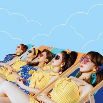 Mini Álbum Verano Mágico de Red Velvet