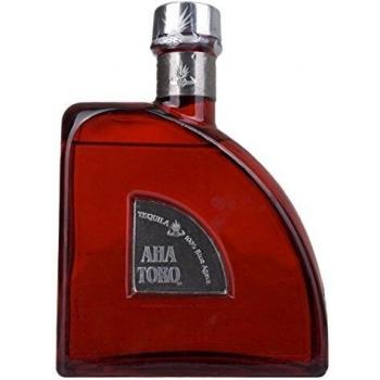 Tequila Añejo Aha Toro - 700 ml