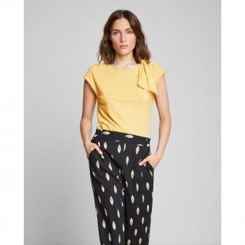Camiseta de mujer de manga corta con lazo en lateral y cuello redondo
