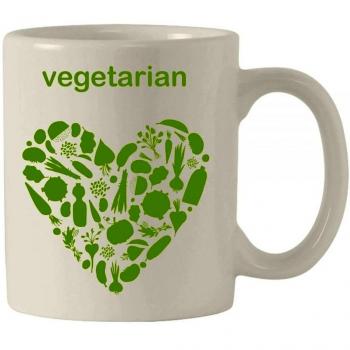 Taza de cerámica del corazón vegetariana