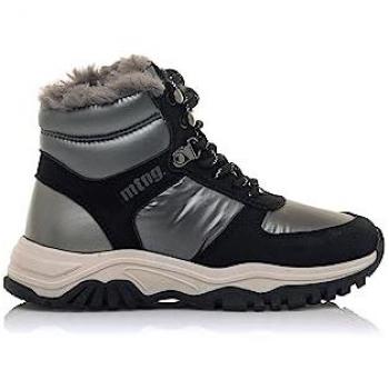 Botines deportivos Mustang Kids Trecky para niños, color negro y gris, con detalles metalizados, cierre con cremallera, suela track bicolor y forro de borrego sintético