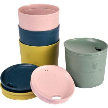 Juego de tazas Light My Fire MyCup'n Lid short multicolor (Pack 4) con tapa, diseño compacto, apto para microondas y lavavajillas, fabricado en material libre de BPA, incluye cuatro colores diferentes