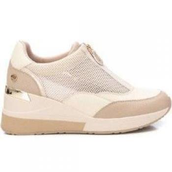 Zapatillas deportivas Xti con cuña y cremallera 142648 beige
