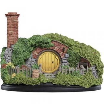 Hobbit Hole Diorama with Chimney - 16 Bagshot Row Statue (11 cm)