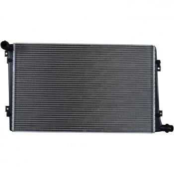 Radiador de refrigeración del motor NRF 53813, compatible con múltiples vehículos, fabricado en aluminio y plástico, diseño eficiente para optimizar la temperatura del motor, fácil instalación y mantenimiento