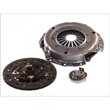 Kit de embrague Aisin KM-008, incluye disco de embrague, plato de presión y cojinete de desembrague, diseñado para ofrecer un rendimiento óptimo en vehículos específicos