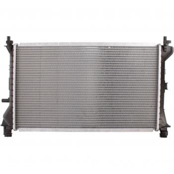 Radiador NISSENS 62075A para refrigeración del motor, diseñado para vehículos con alta eficiencia térmica, fabricado en materiales de calidad, compatible con diversas marcas y modelos, fácil instalación y óptima durabilidad