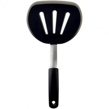 Espátula ranurada redonda Good Grips Oxo