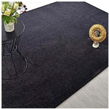 Alfombra Paillettes Estrella Negra con Trenza Negra - 140 x 200 cm
