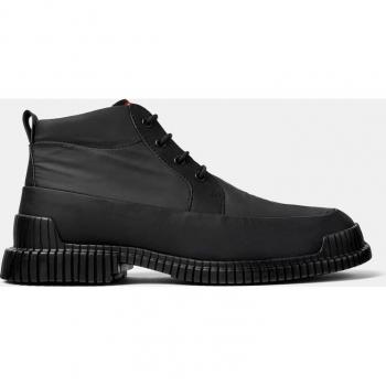 Botines de hombre negros en textil con cordones y suela resistente