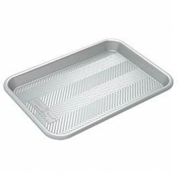 Nordic Ware Prism Aluminum Baking Sheet 28.8 x 20.3 cm Gray