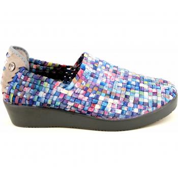 B M BERNIE MEV NEW YORK Women's Slip-On Loafer - Smooth Cha Cha es un Mercedita de cuña de 3cm de Altura, con Planta de Memory Foam, Suela Ultra Ligero