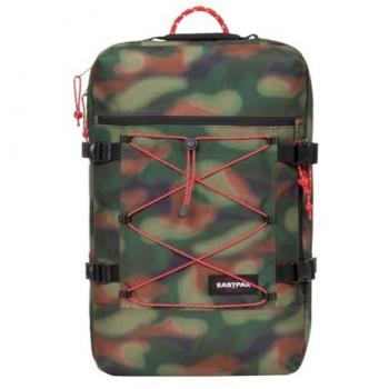 Eastpak - Mochila unisex Travelpack 42L Outsite Camo verde negro rojo