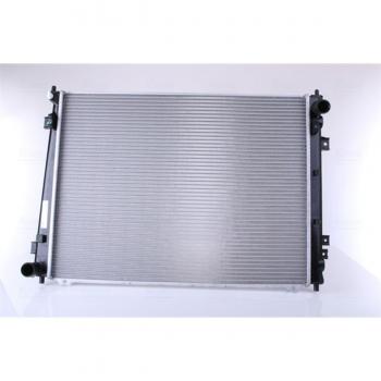 Radiador de refrigeración del motor NISSENS 66684, tipo de radiador, compatible con vehículos específicos, fabricado en aluminio y plástico, diseño optimizado para un mejor flujo de aire y eficiencia térmica, incluye conexiones para mangu