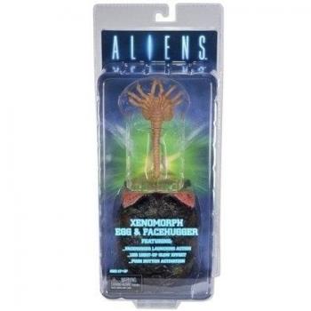 Aliens - Huevo y Face Hugger con luz, figura de 11 cm