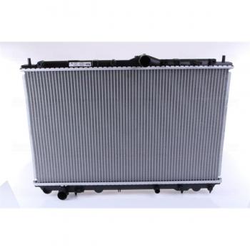 Radiador NISSENS 65543A para refrigeración del motor, compatible con vehículos específicos, fabricado en aluminio, diseño de alta eficiencia térmica, fácil instalación y durabilidad mejorada