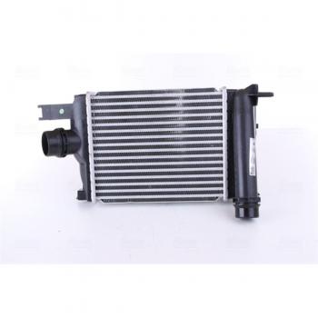 Intercooler NISSENS 96529 - Intercooler para motor, fabricado por Nissens, diseñado para optimizar la refrigeración del aire de admisión, compatible con diversos modelos de vehículos