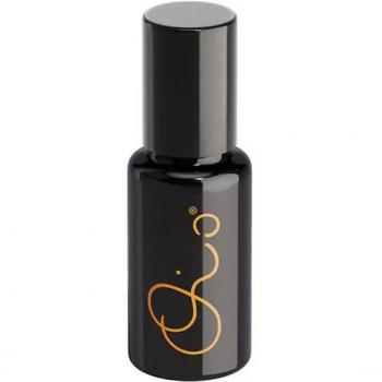 Oio Lab The Future is Bright Brightening Facial Oil With Vitamin C